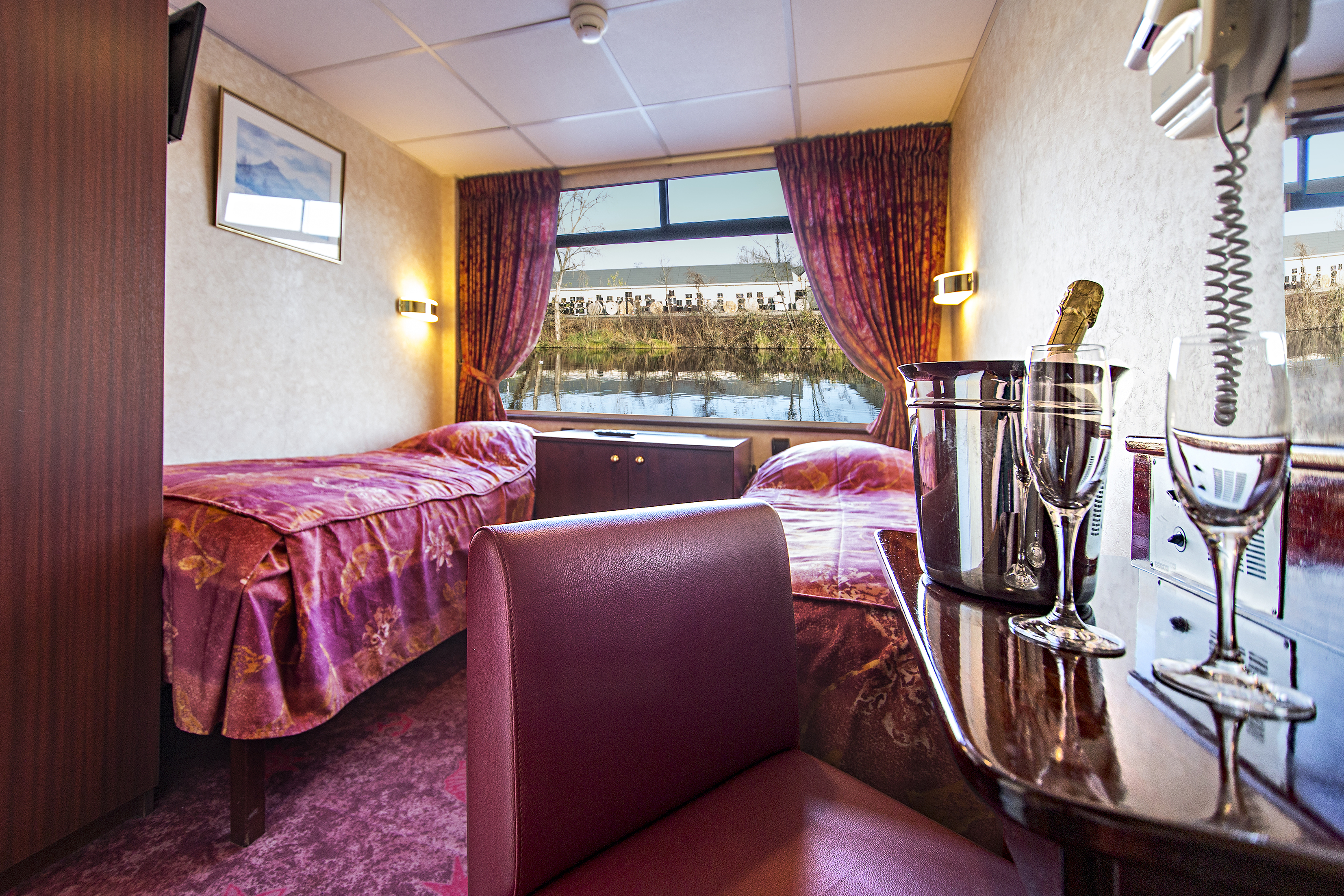 CroisiEurope MS Mona Lisa Cabin 3.jpg